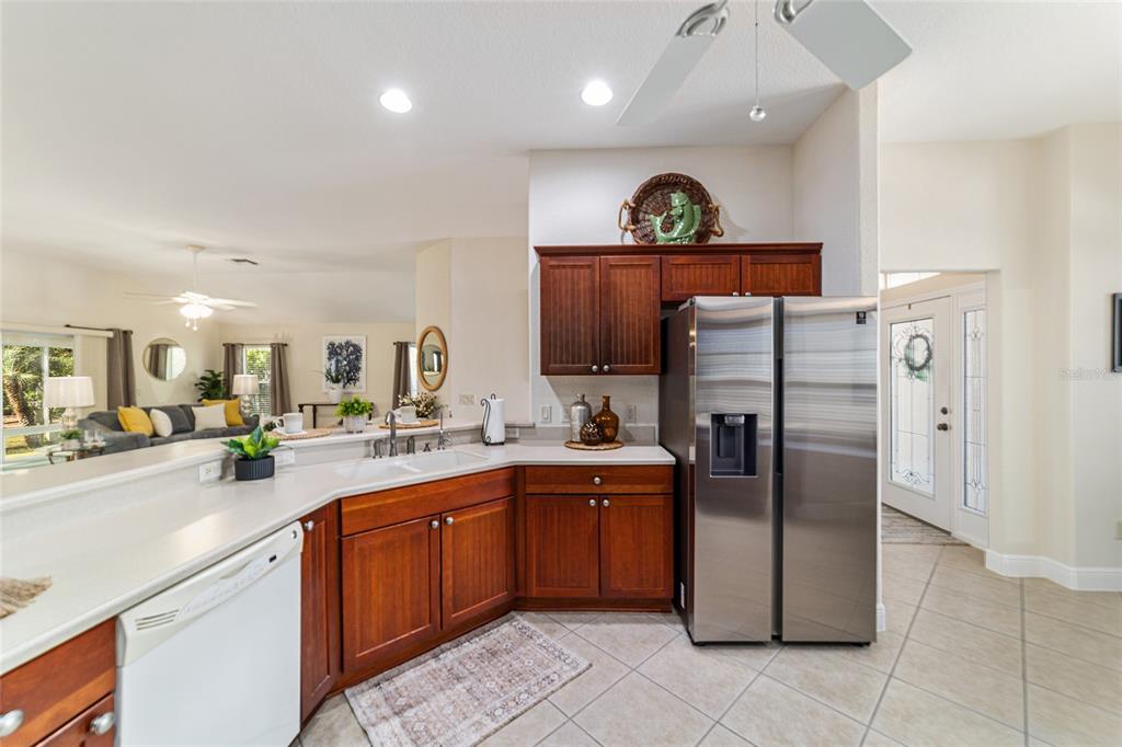 973 Isle Of Palms Path The Villages, FL 32162 - Photo 28 of 72