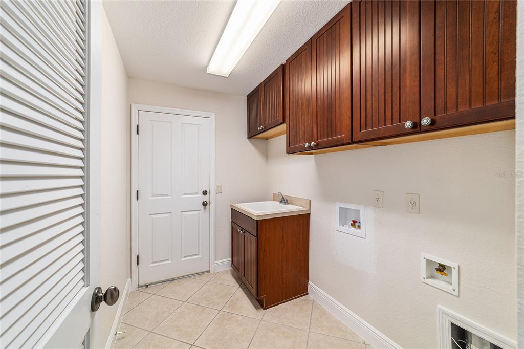 973 Isle Of Palms Path The Villages, FL 32162 - Photo 51 of 72