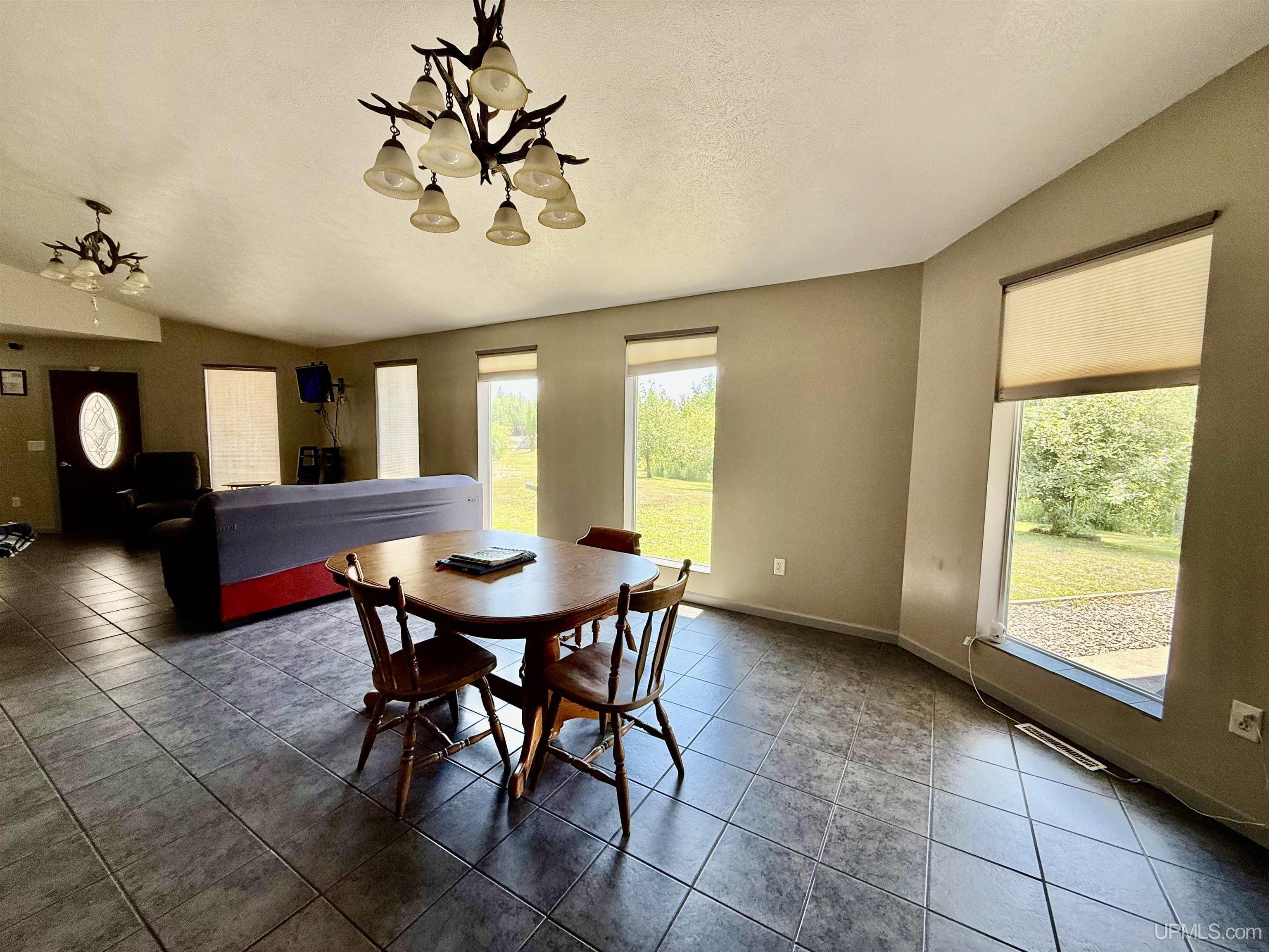 8082 Highway 2 Manistique, MI 49854 - Photo 22 of 56