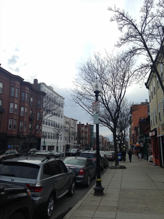 158 F Street, Unit 4 Boston, MA 02127 - Photo 2 of 8