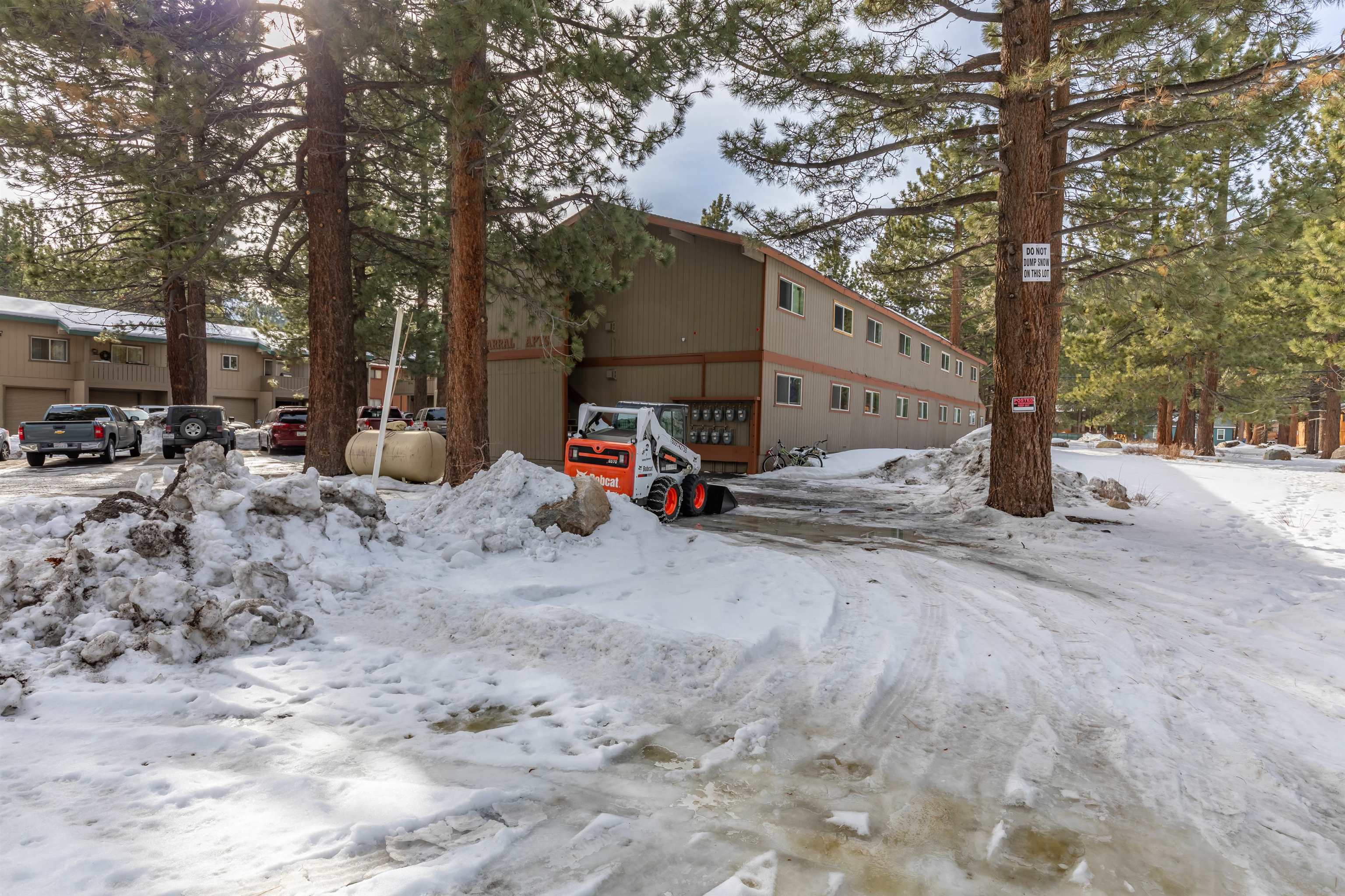380 Chaparral Road Mammoth Lakes, CA 93546 - Photo 5 of 11