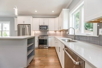 46 Murray Hill Road Boston, MA 02131 - Photo 3 of 28