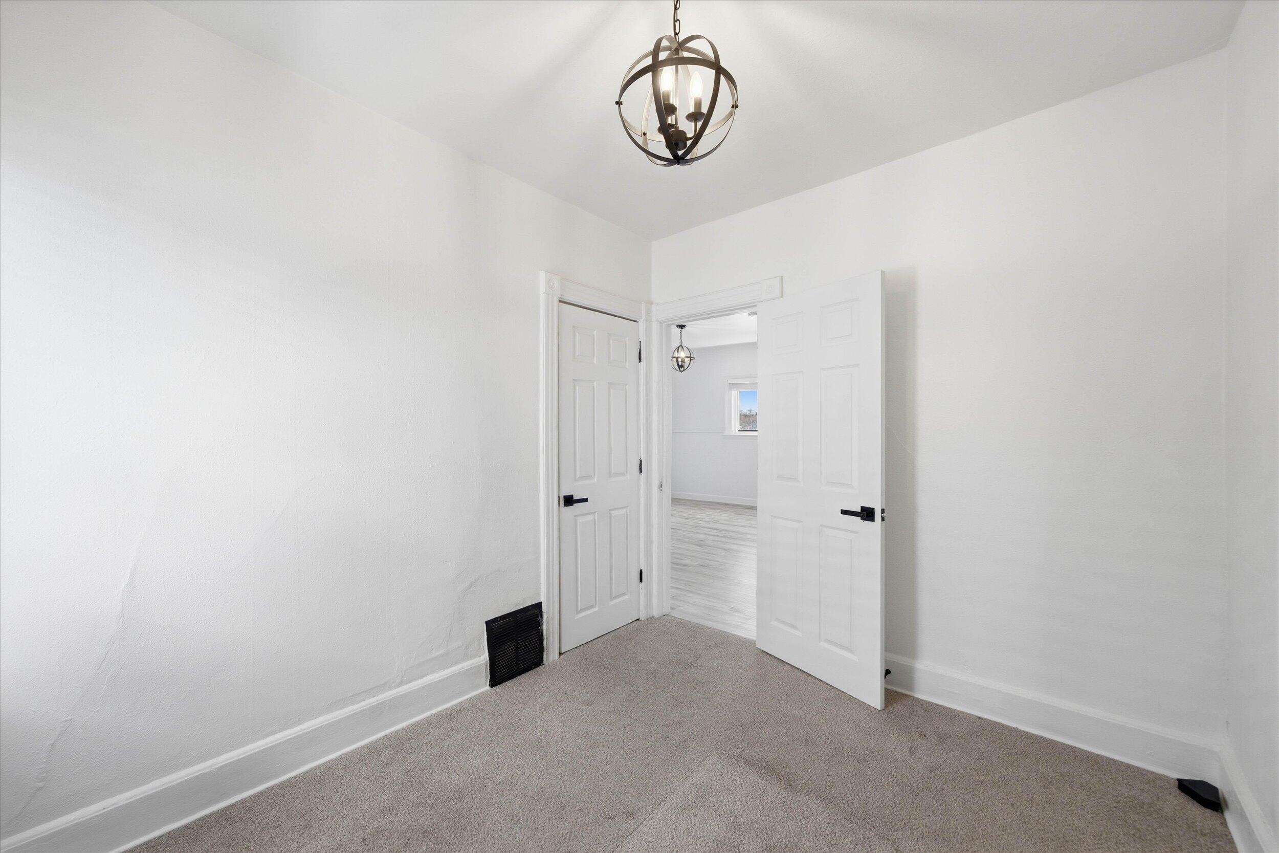 3205 North 3rd Street, Unit 3207 Milwaukee, WI 53212 - Photo 20 of 39 upper