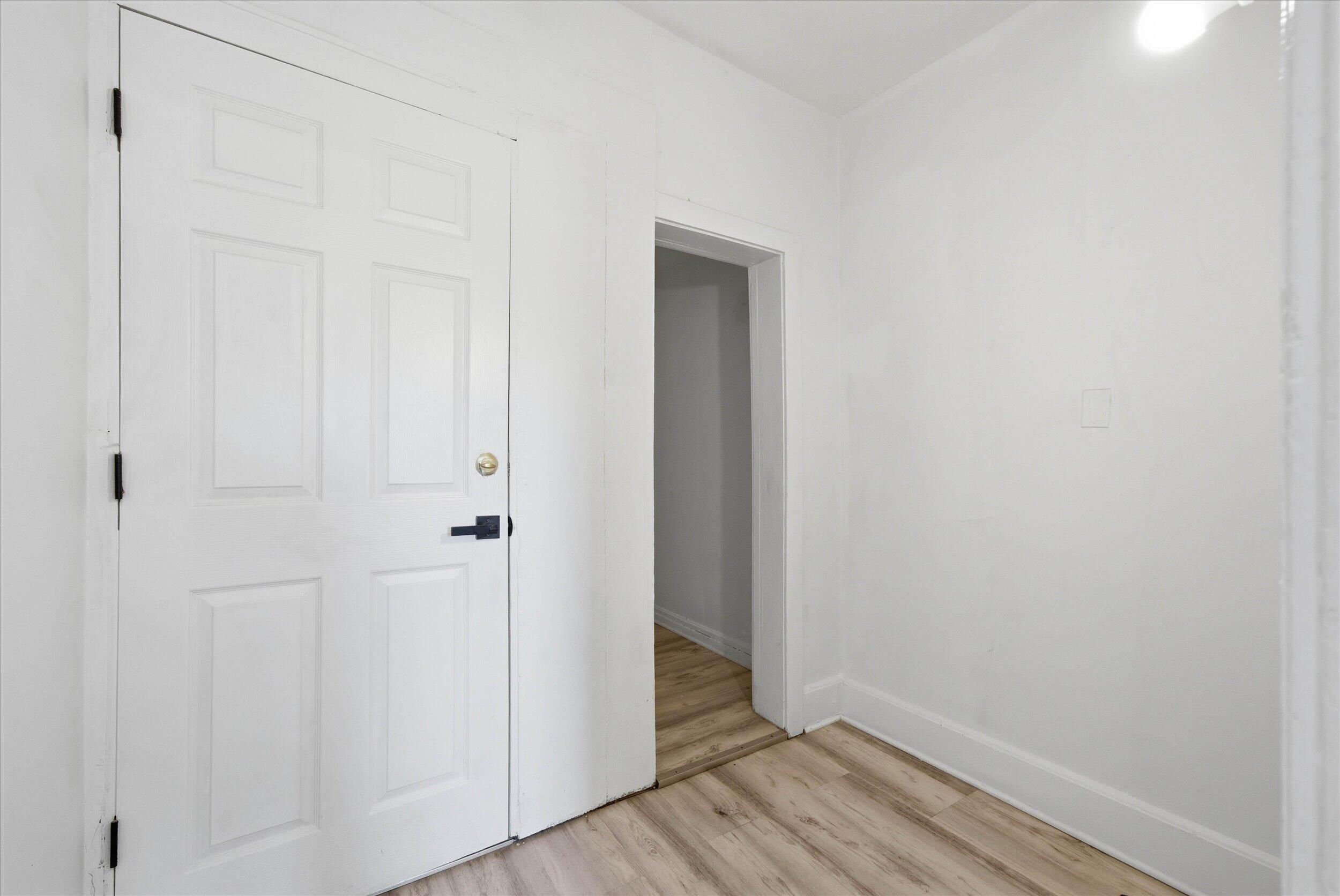 3205 North 3rd Street, Unit 3207 Milwaukee, WI 53212 - Photo 21 of 39 upper