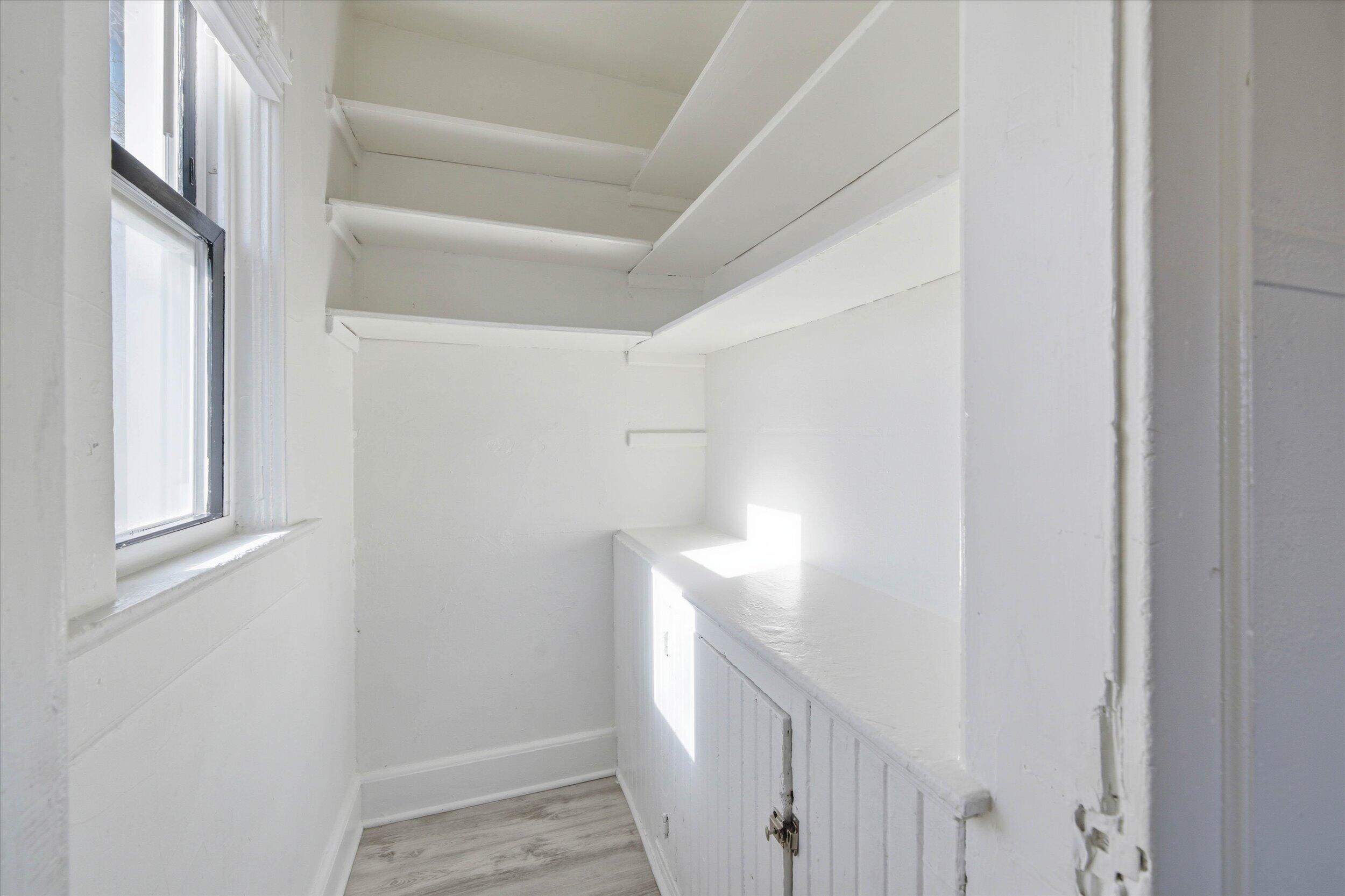 3205 North 3rd Street, Unit 3207 Milwaukee, WI 53212 - Photo 9 of 39 upper