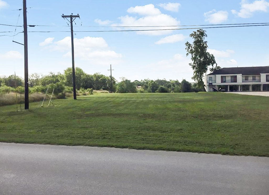 2212 River Road San Marcos, TX 78666 - Photo 4 of 7