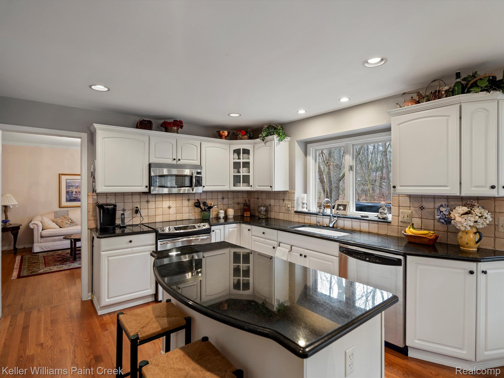 5600 Oak Bluff Road Rochester, MI 48306 - Photo 22 of 50 Gallery Image 22