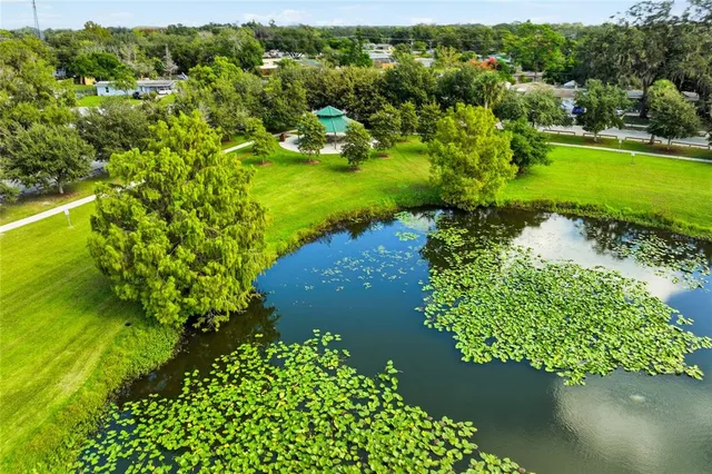 a sign that is on the wall of building