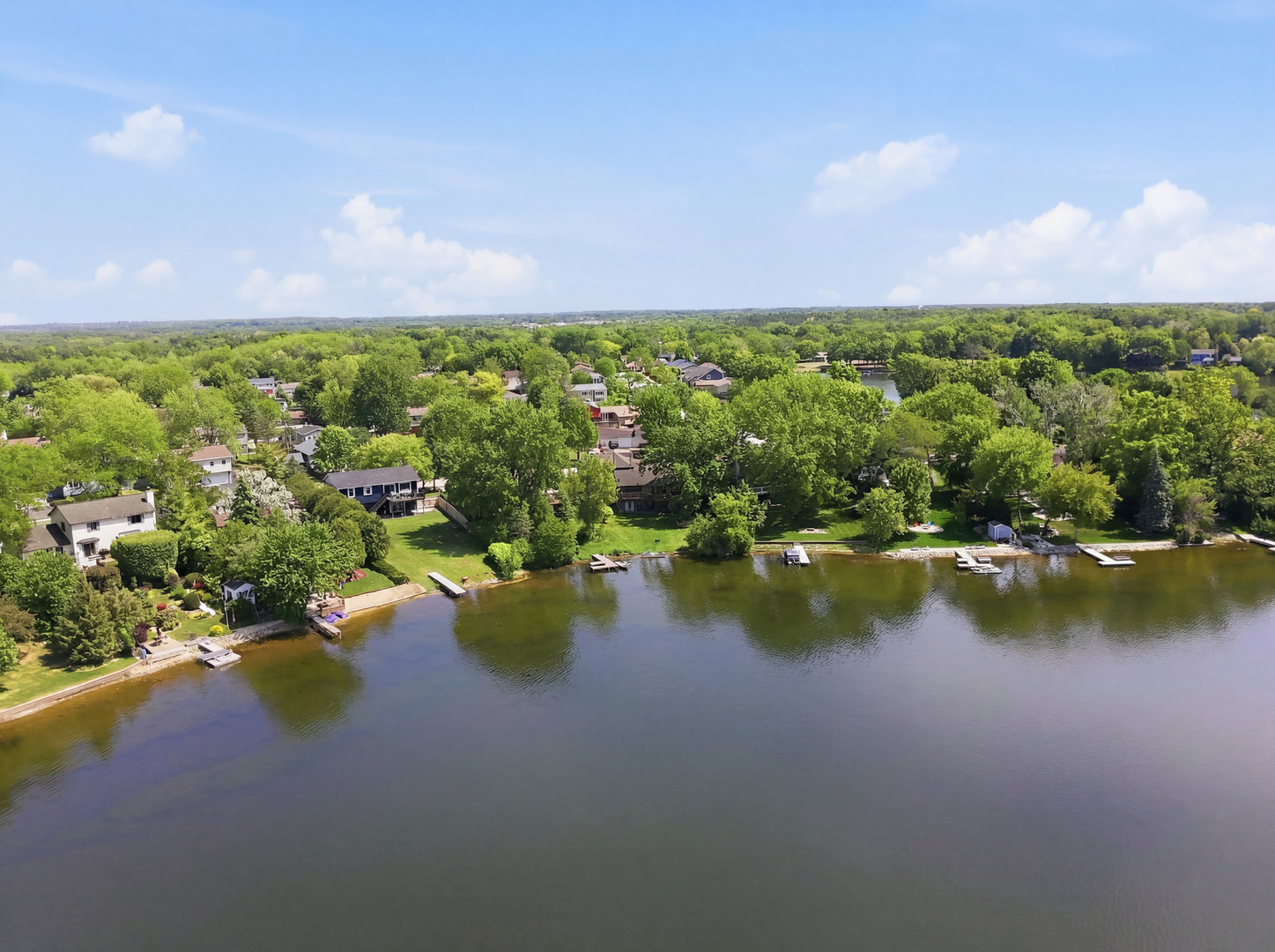 534 Whispering Pines Road Lindenhurst, IL 60046 - Photo 10 of 50