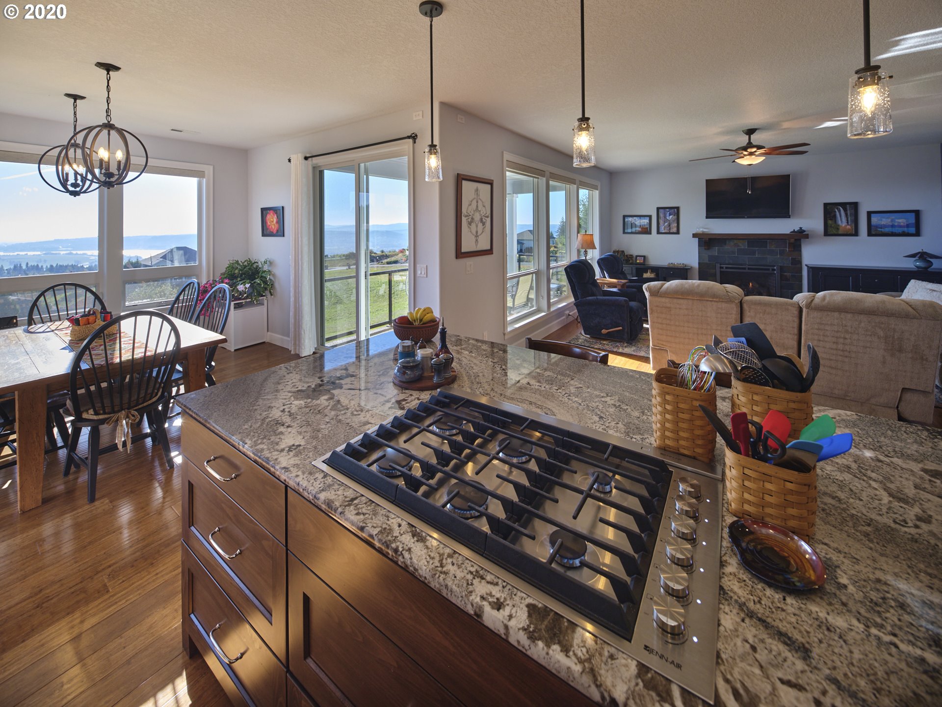 364 Varsity Road Kalama, WA 98625 - Photo 8 of 32 Gallery Image 8