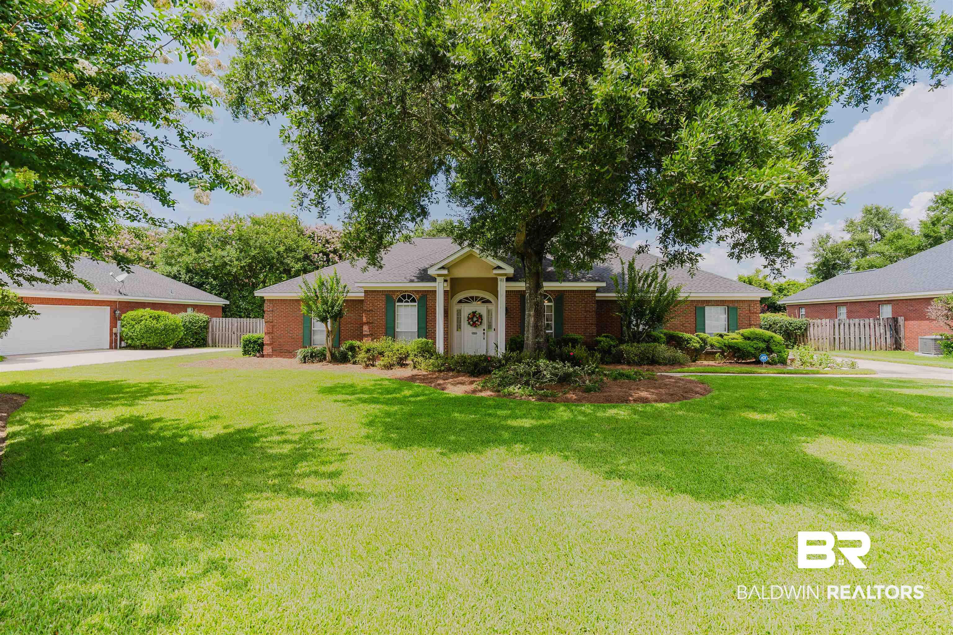 211 Royal Lane Fairhope, AL 36532 - Photo 2 of 54