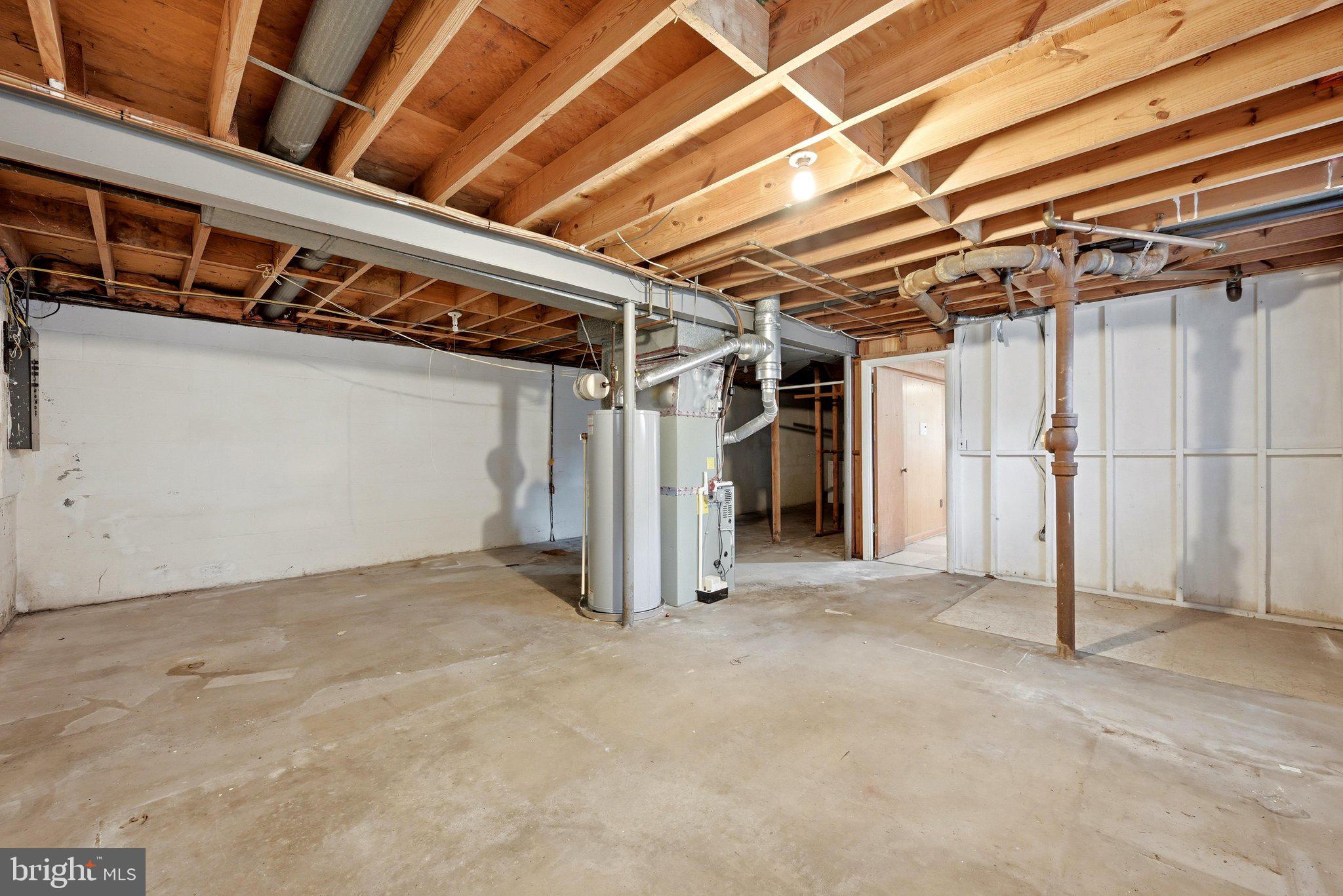6426 Deepford Street Springfield, VA 22150 - Photo 23 of 32 Basement