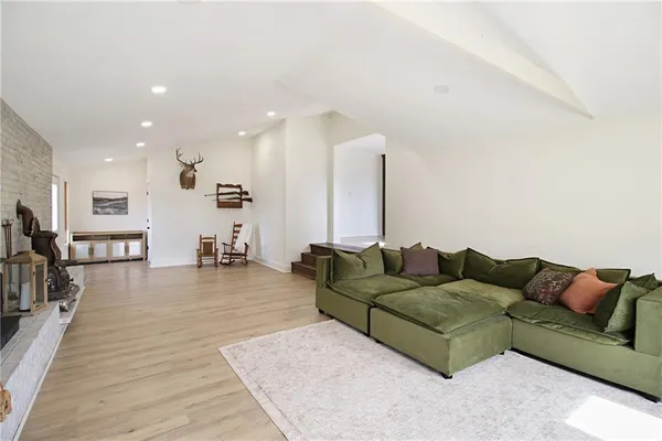 $380,000 | 204 North 32nd Street, Parsons, KS 67357