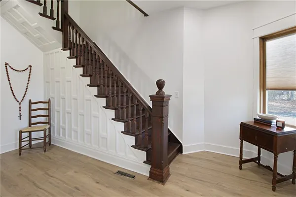 $380,000 | 204 North 32nd Street, Parsons, KS 67357