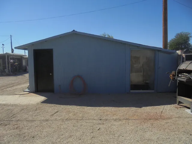 $599,800 | 5682 Colorado River Road, Blythe, CA 92225