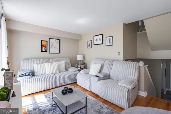 $2,400 | 9308 Canterbury Riding, Unit 23, Laurel, MD 20723