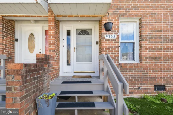 $2,400 | 9308 Canterbury Riding, Unit 23, Laurel, MD 20723