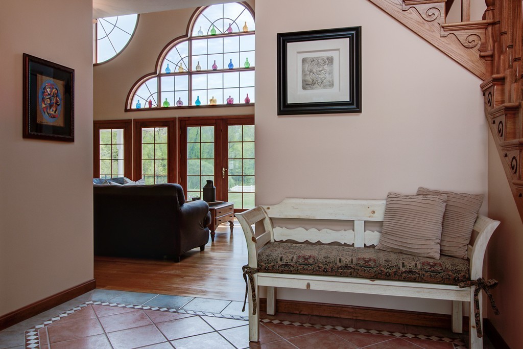 25 Bennett Road Sutton, MA 01590 - Photo 5 of 30 Gallery Image 5