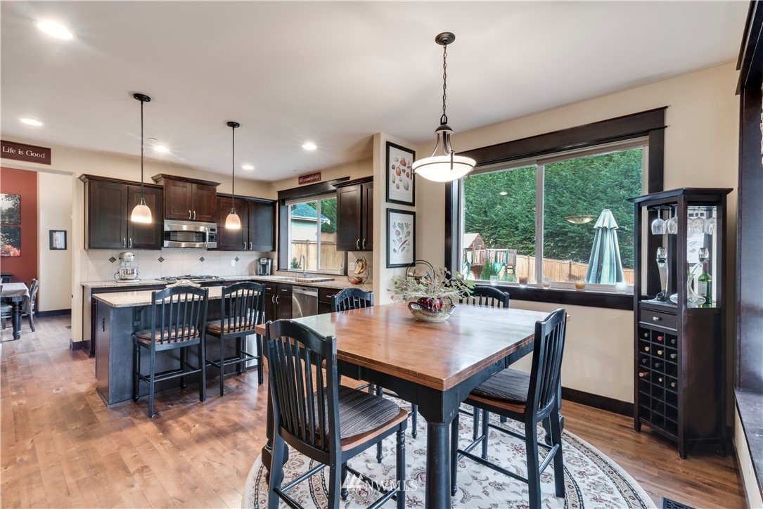 215 233rd Place Southeast Bothell, WA 98021 - Photo 6 of 23