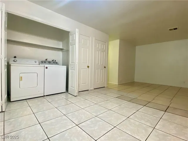 $995 | 5284 Hagemann Lane, Unit D, Las Vegas, NV 89110