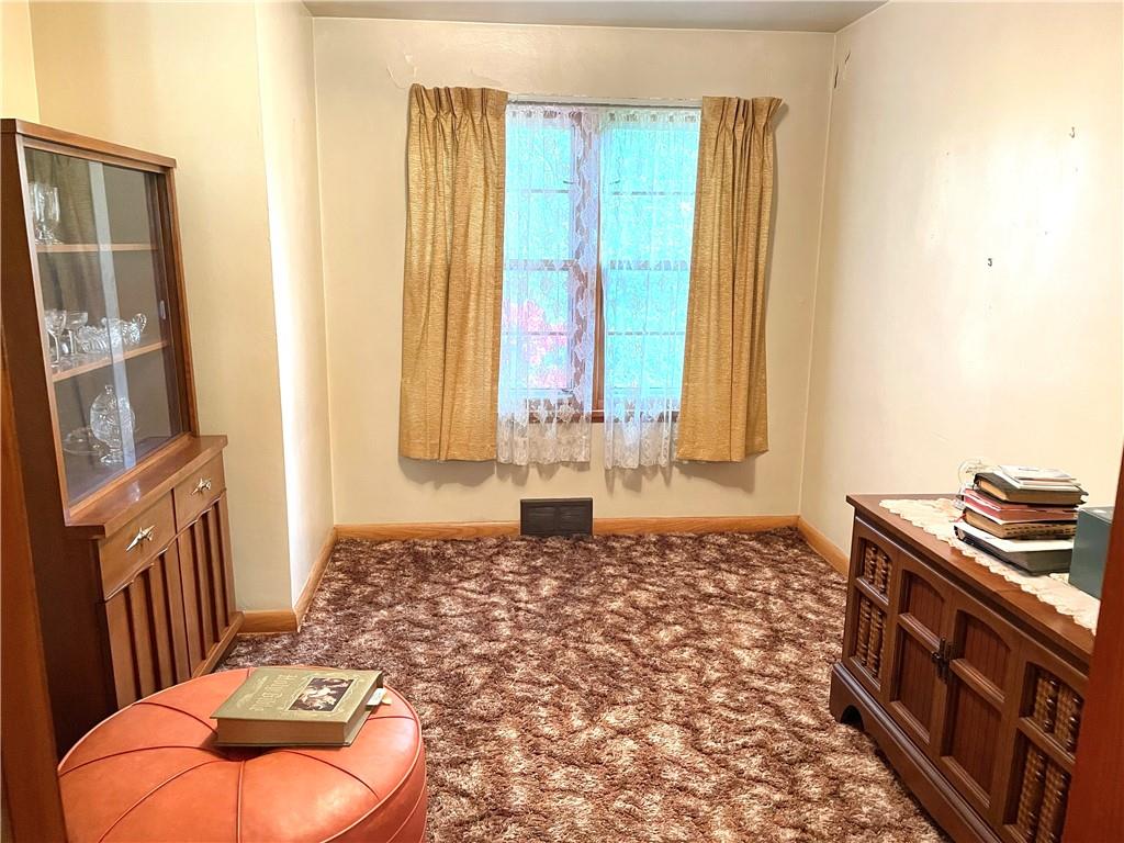 134 West Sunbury Road Butler, PA 16001 - Photo 8 of 17 Gallery Image 8