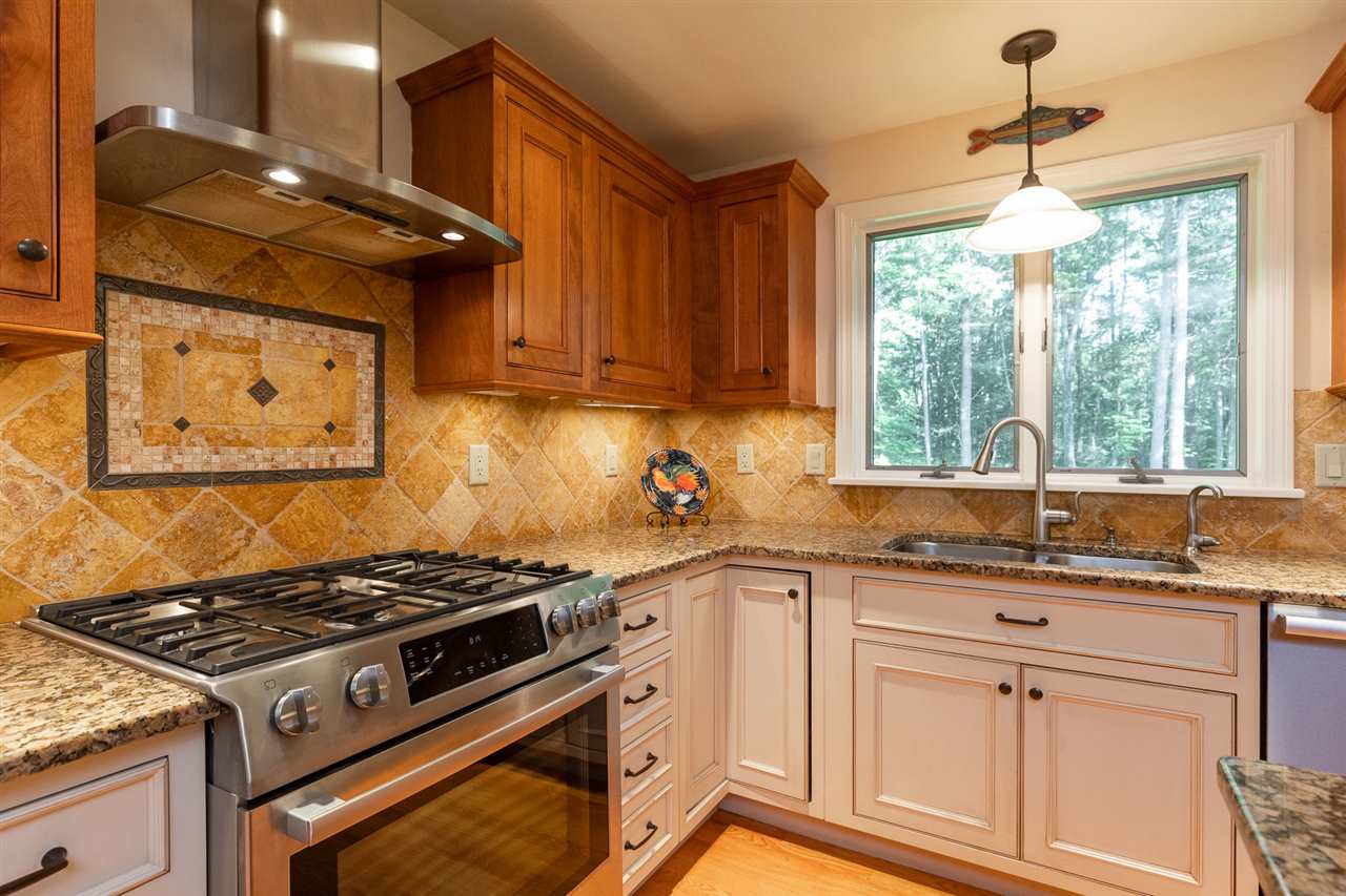 19 Fieldstone Circle Hampton, NH 03842 - Photo 11 of 40 Gallery Image 11