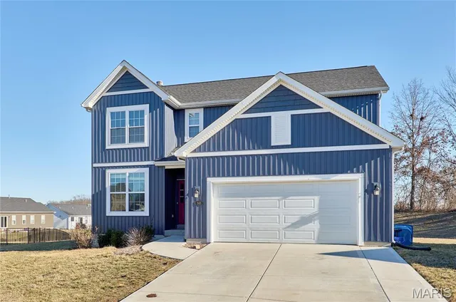 $405,000 | 340 Birchwood Drive, Moscow Mills, MO 63362