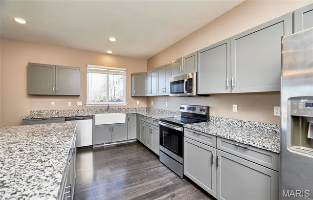 $405,000 | 340 Birchwood Drive, Moscow Mills, MO 63362