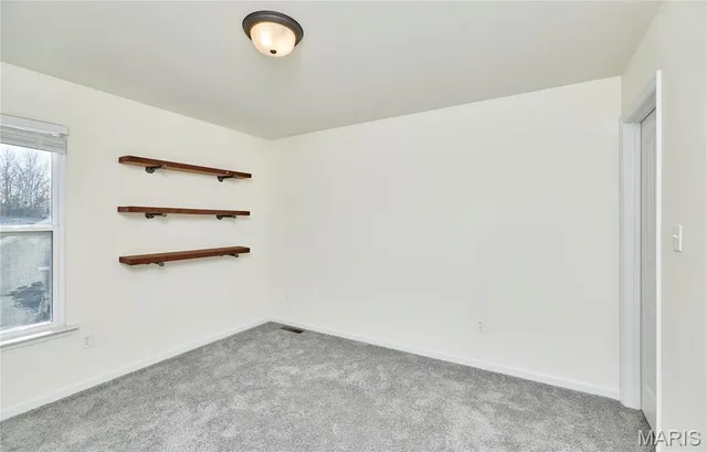 $405,000 | 340 Birchwood Drive, Moscow Mills, MO 63362