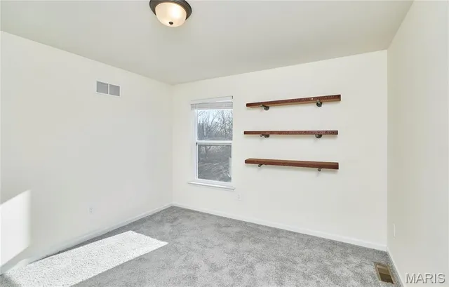 $405,000 | 340 Birchwood Drive, Moscow Mills, MO 63362