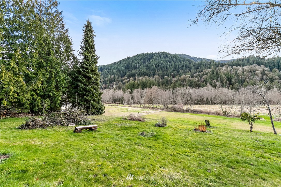 4415 Park Road Sedro-Woolley, WA 98284 - Photo 4 of 7 Gallery Image 4