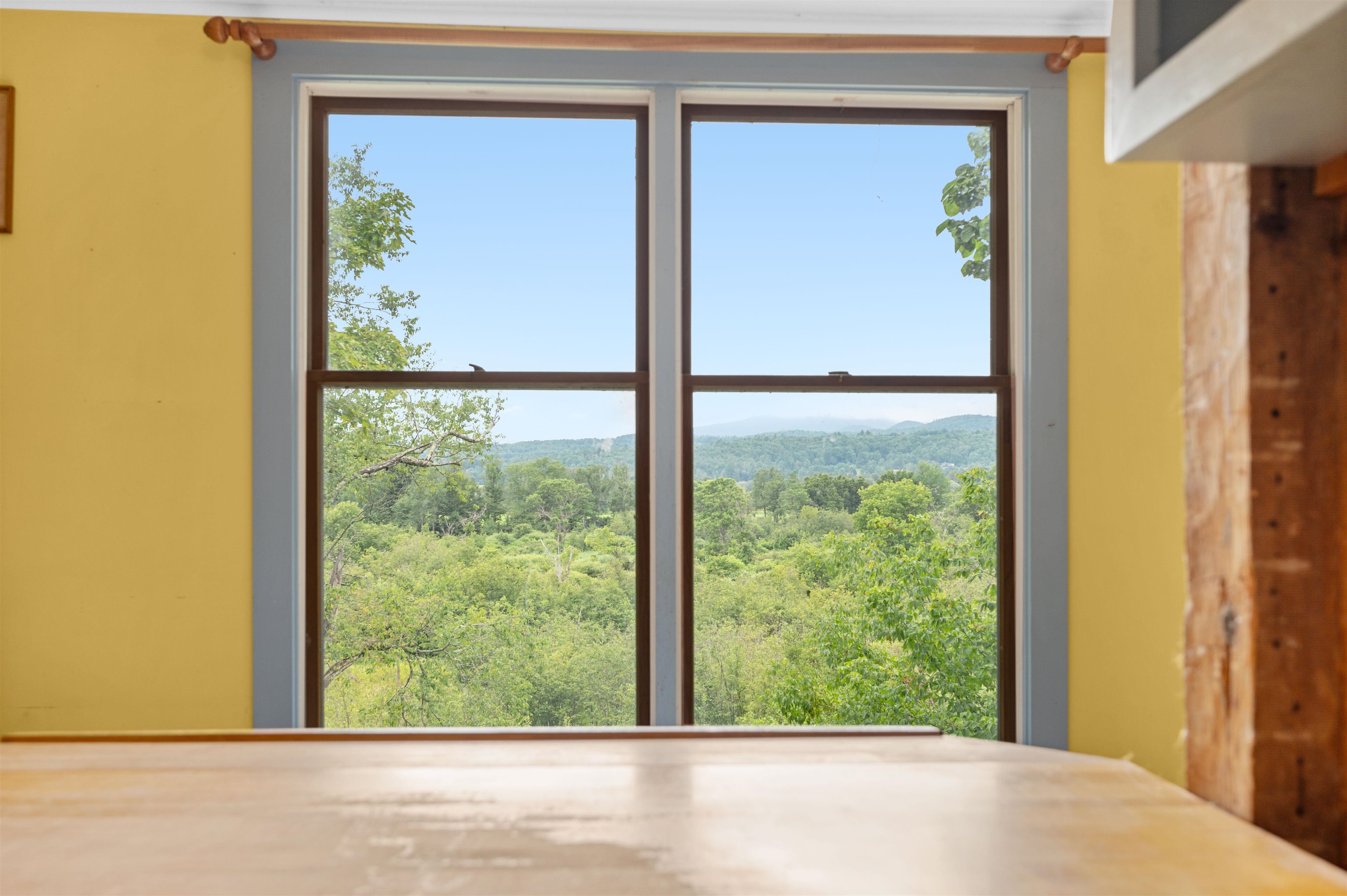 1091 Pucker Street Stowe, VT 05672 - Photo 16 of 35