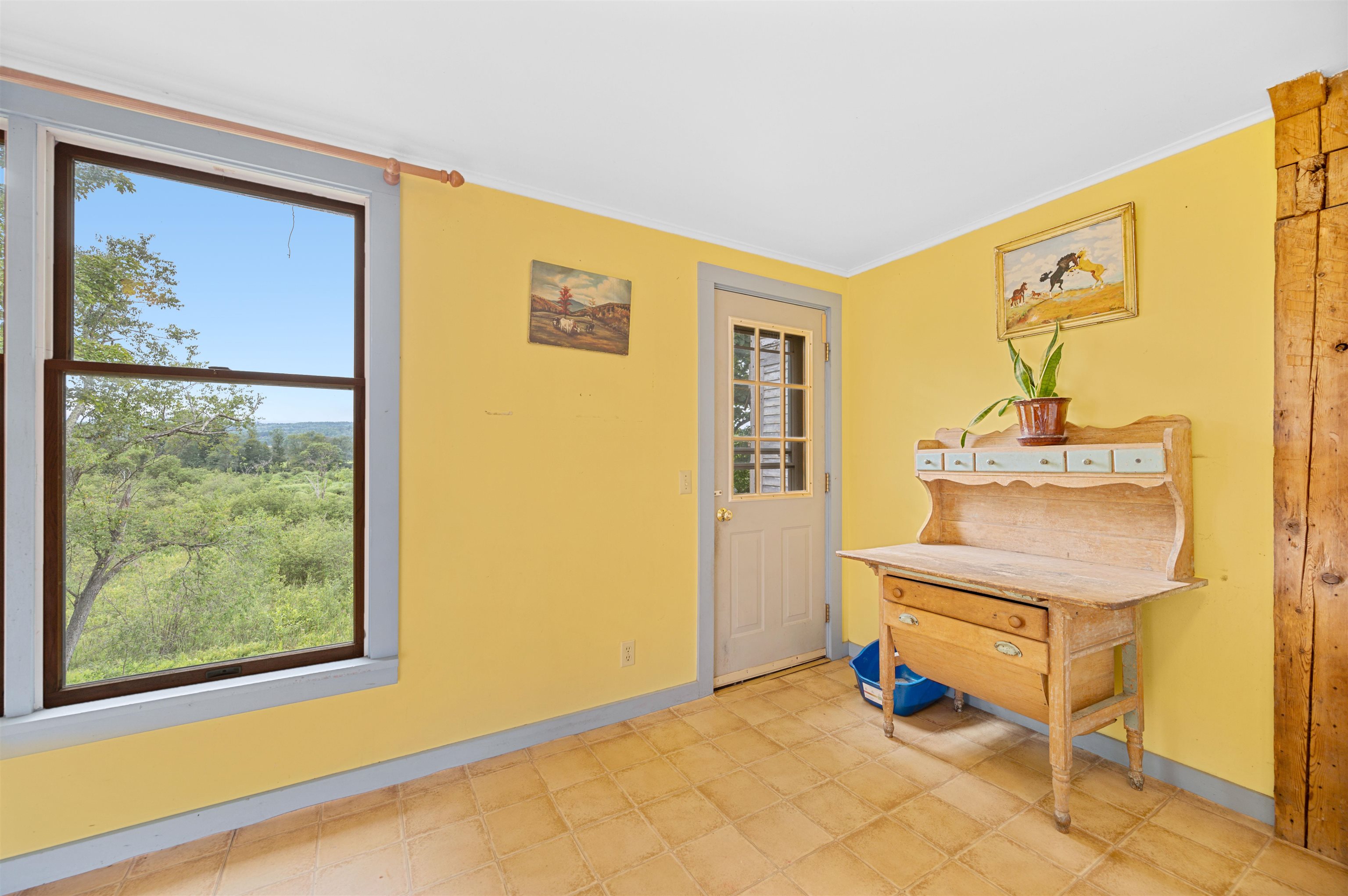 1091 Pucker Street Stowe, VT 05672 - Photo 17 of 35