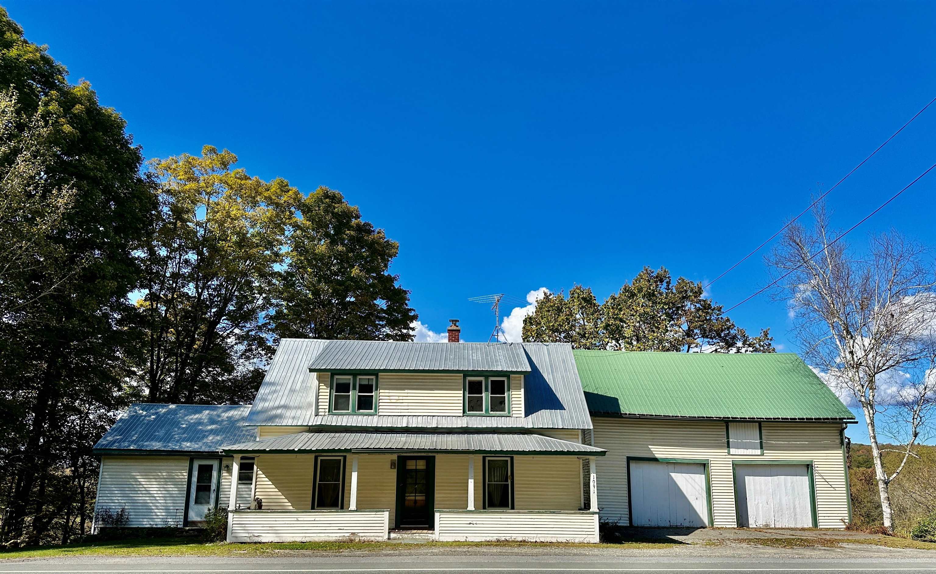 1091 Pucker Street Stowe, VT 05672 - Photo 2 of 35