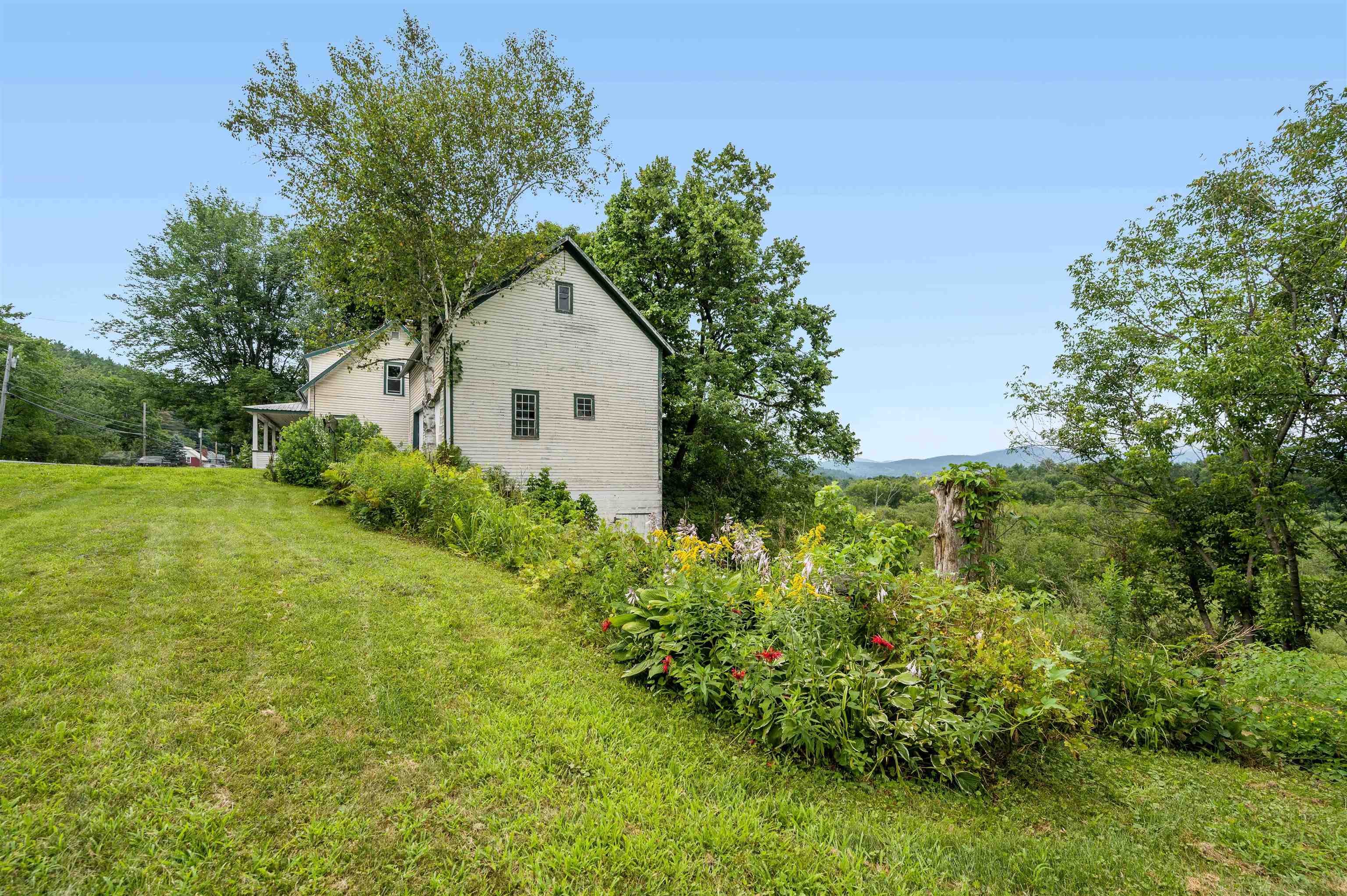 1091 Pucker Street Stowe, VT 05672 - Photo 30 of 35