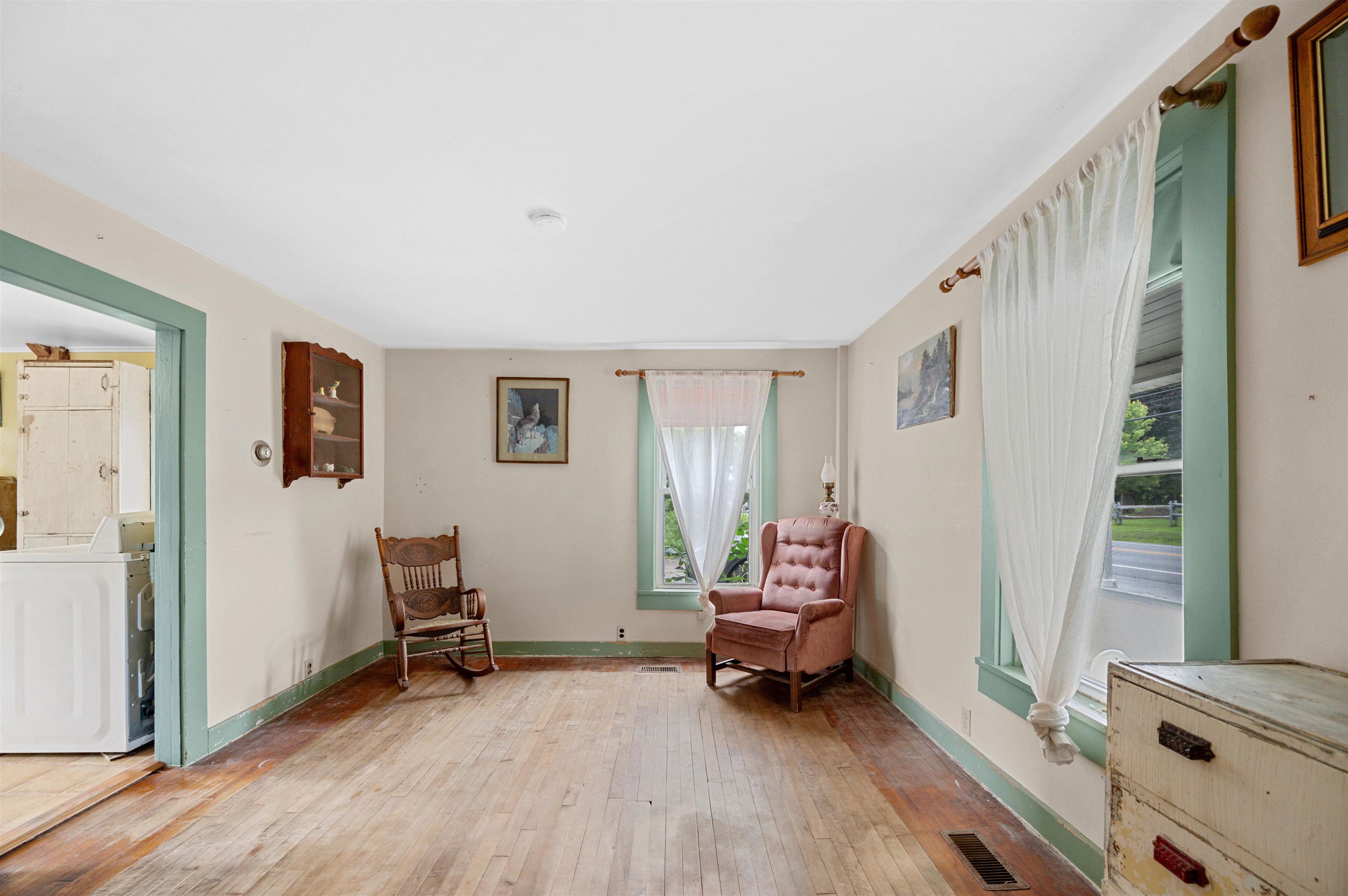 1091 Pucker Street Stowe, VT 05672 - Photo 10 of 35