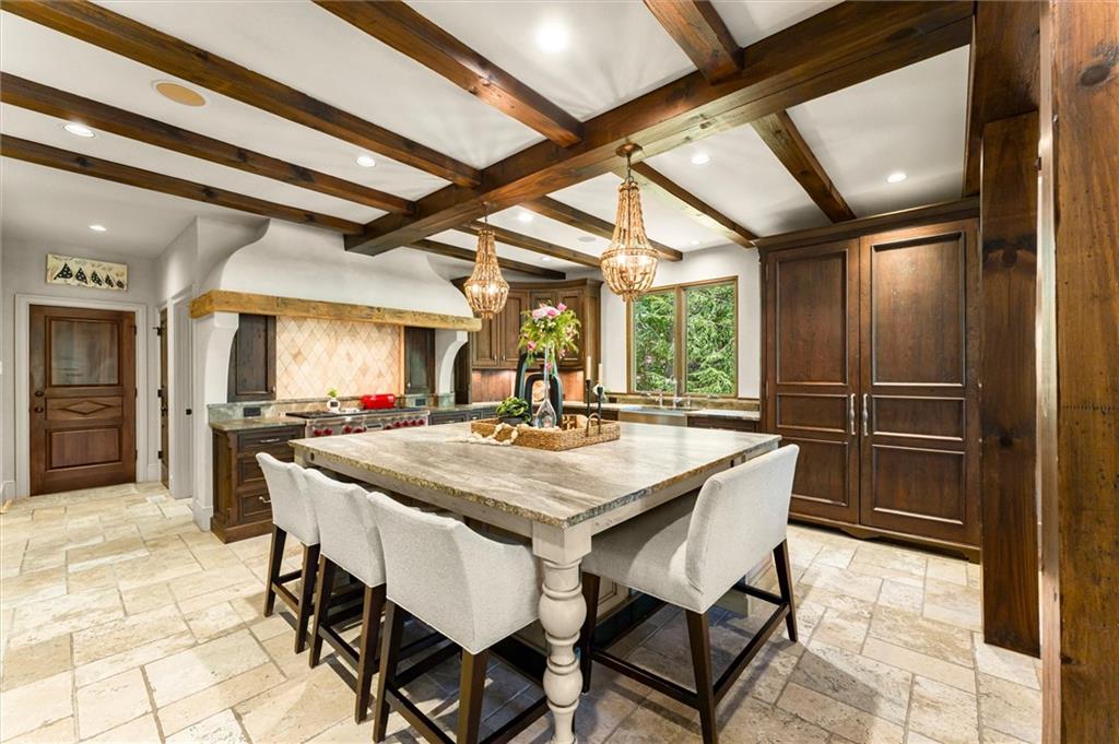 581 Pine Valley Road Southeast Marietta, GA 30067 - Photo 17 of 84