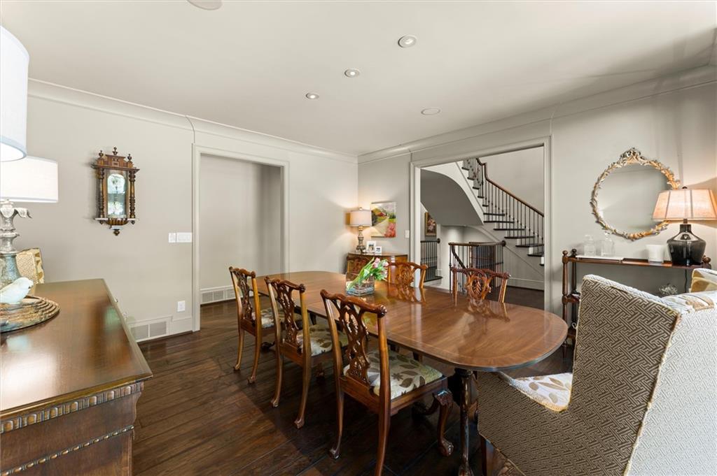 581 Pine Valley Road Southeast Marietta, GA 30067 - Photo 8 of 84