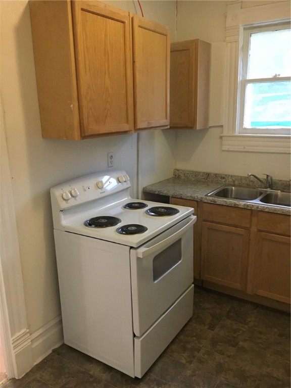 703 West William Street Decatur, IL 62522 - Photo 9 of 12