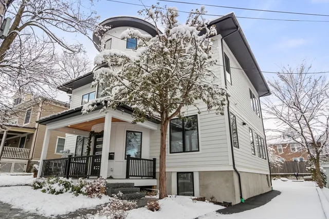 $2,995,000 | 116 Thorndike Street, Unit 2, Brookline, MA 02446