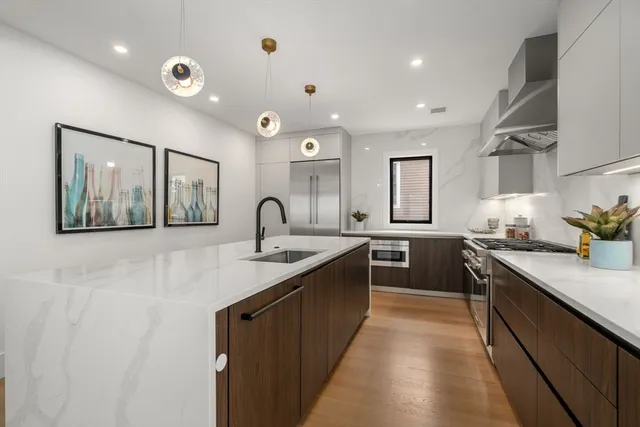 $2,995,000 | 116 Thorndike Street, Unit 2, Brookline, MA 02446