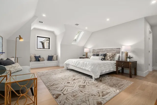 $2,995,000 | 116 Thorndike Street, Unit 2, Brookline, MA 02446