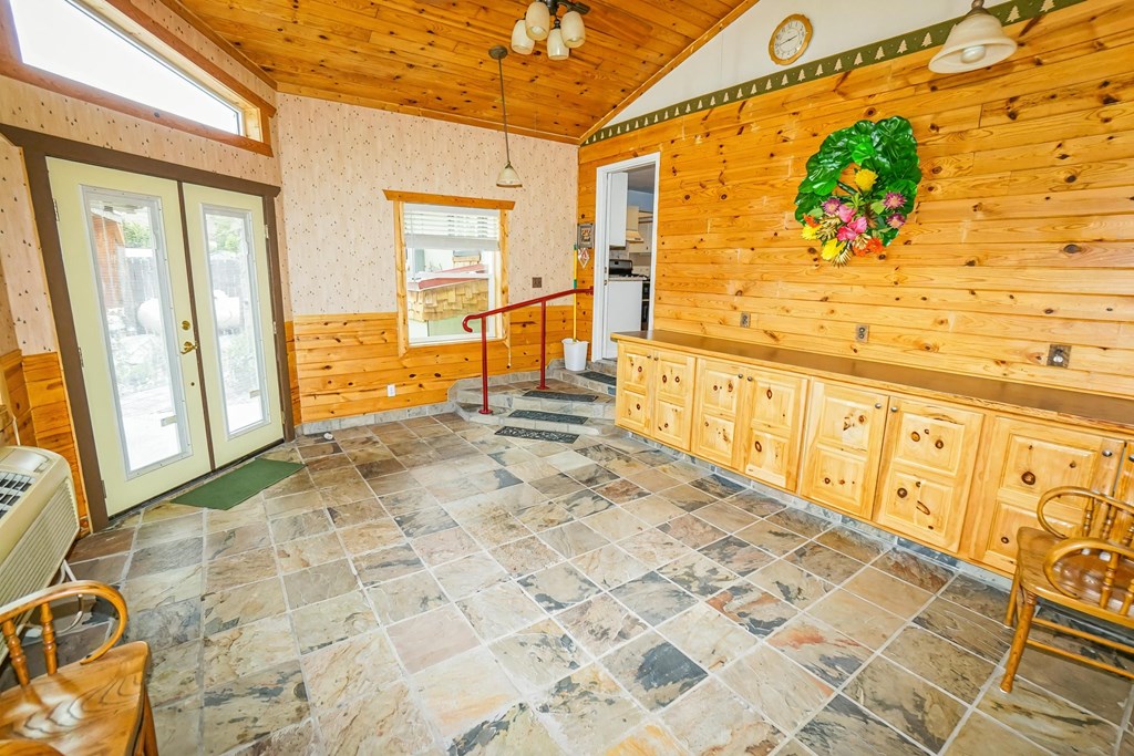 803 Macarthur Avenue Riggins, ID 83549 - Photo 29 of 58 Master Bedroom