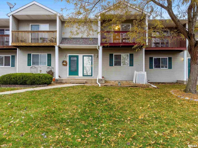 $100,000 | 3510 North Kingston Drive, Unit 5, Peoria, IL 61604