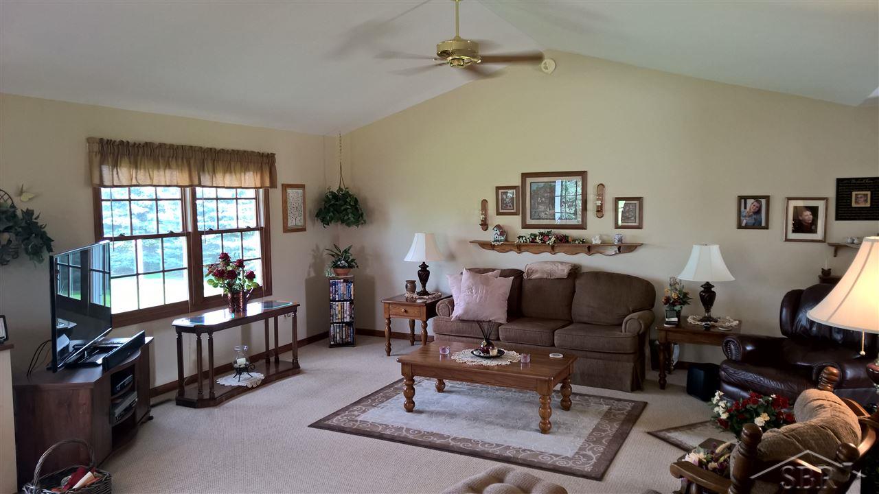 2148 North Graham Road Freeland, MI 48623 - Photo 4 of 41
