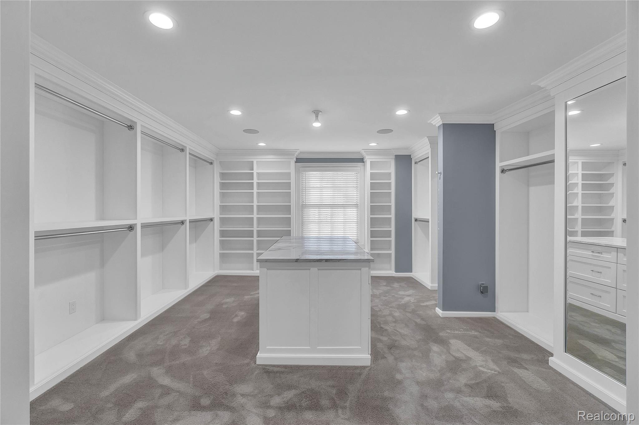 338 Baldwin Road Birmingham, MI 48009 - Photo 16 of 37 Primary closet w/island