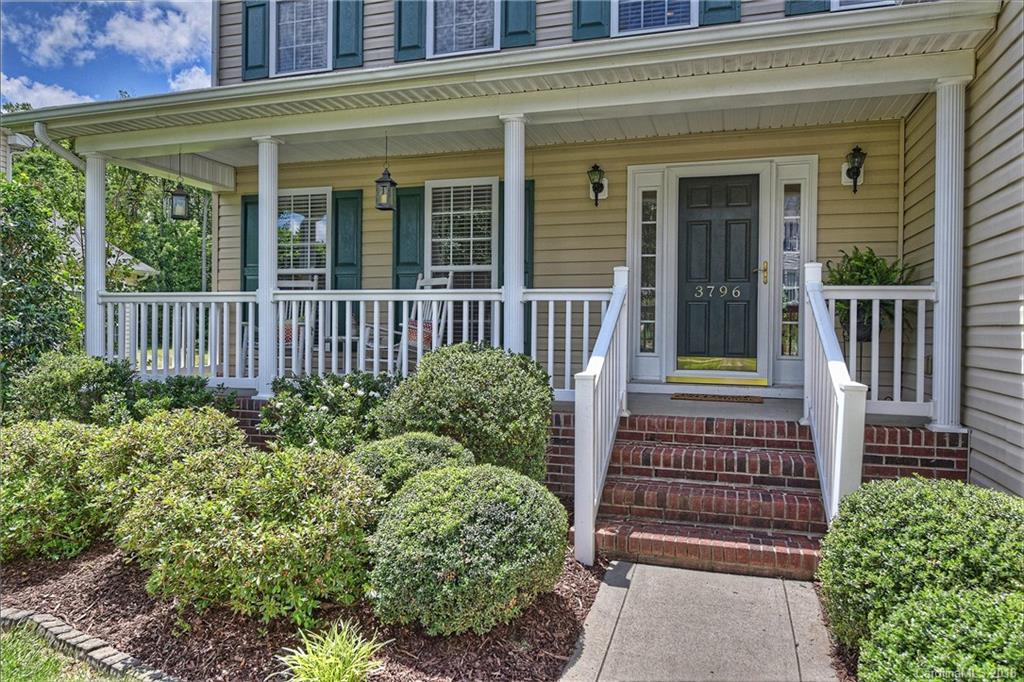 3796 Leela Palace Way Fort Mill, SC 29708 - Photo 2 of 32 Gallery Image 2