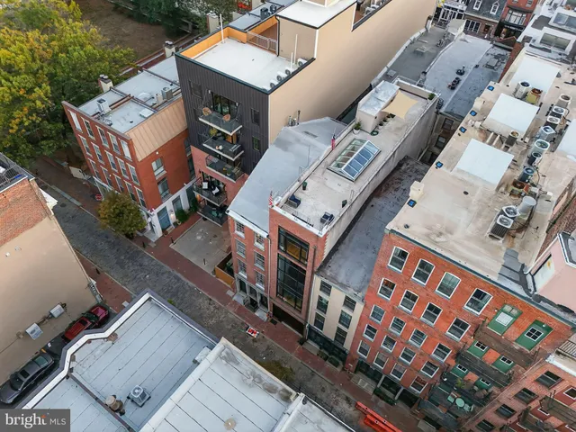 $1,595,000 | 218 Church Street, Philadelphia, PA 19106