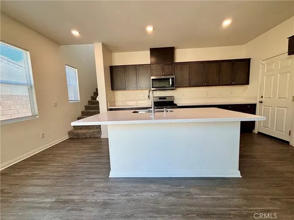 $3,200 | 7155 Citrus Avenue, Unit 155, Fontana, CA 92336