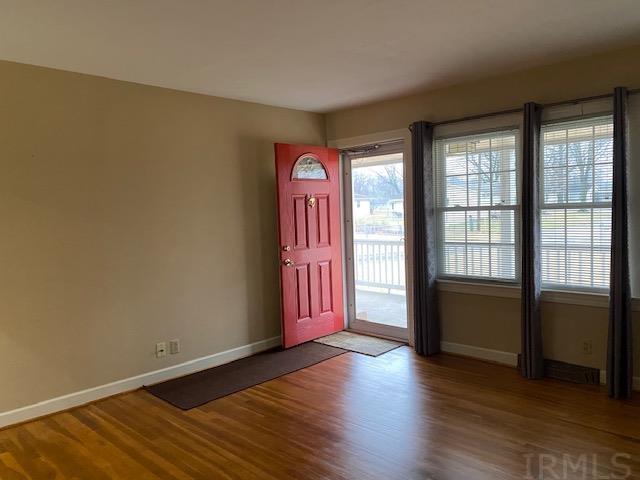 204 Bentley Road Vincennes, IN 47591 - Photo 3 of 30 Gallery Image 3